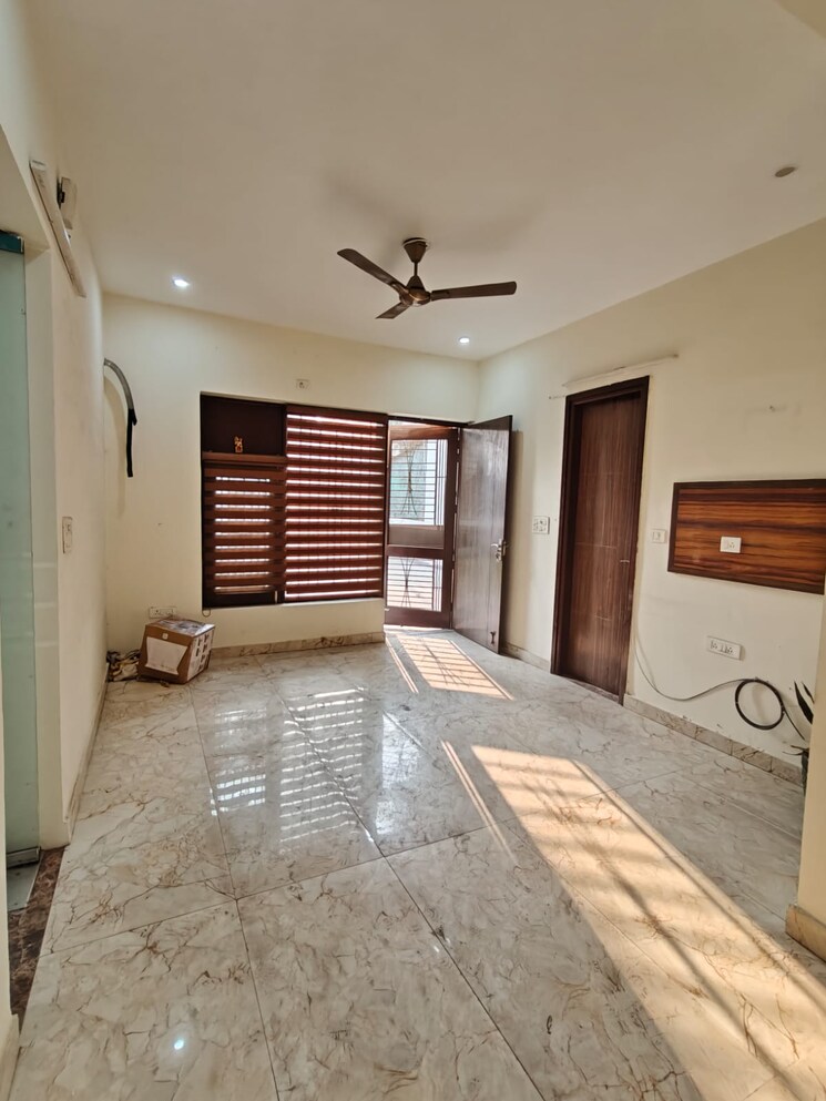 Bedroom, sector 40 3 Bedroom 2700 Sq.Ft. Independent House In Sector 40 Gurgaon 9494592