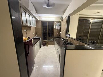 Team Area in 1 BHK Apartment at Nicon Infinity, Vasai East – for Rent