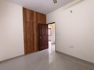 Room in 1 BHK Builder Floor at Sri Sri Homes CV Raman Nagar, Cv Raman Nagar – for Rent