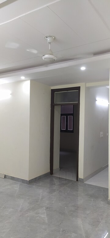 Furnished Amenities in 2 BHK Builder Floor at Khirki Extension – for Rent