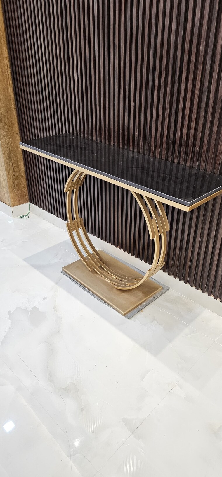 Room, sector 89 4 Bedroom 350 Sq.Yd. Builder Floor In Sector 89 Faridabad 9494681