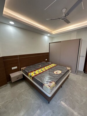 Bedroom in 1 RK Apartment at Dlf City Phase 3 – for Rent