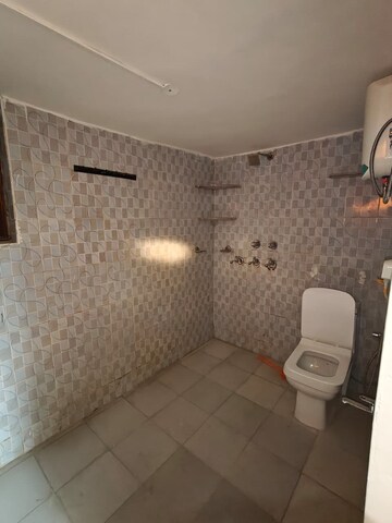 Bathroom in 3 BHK Independent House at Sector 40 – for Rent