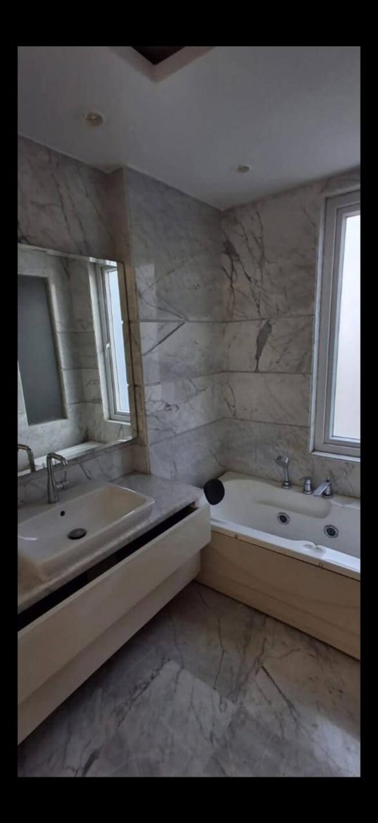 Bathroom, greater kailash ii 4 Bedroom 3000 Sq.Ft. Builder Floor In Greater Kailash ii Delhi 9494713