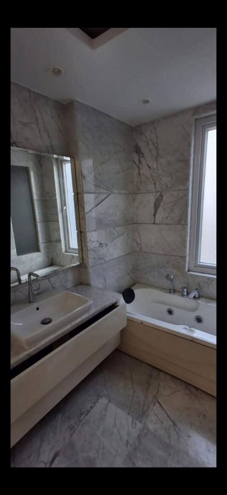 Bathroom, greater kailash ii 4 Bedroom 3000 Sq.Ft. Builder Floor In Greater Kailash ii Delhi 9494713