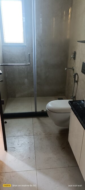 Bathroom in 3.5 BHK Builder Floor at Raj One Good Earth, Sector 71 – for Sale