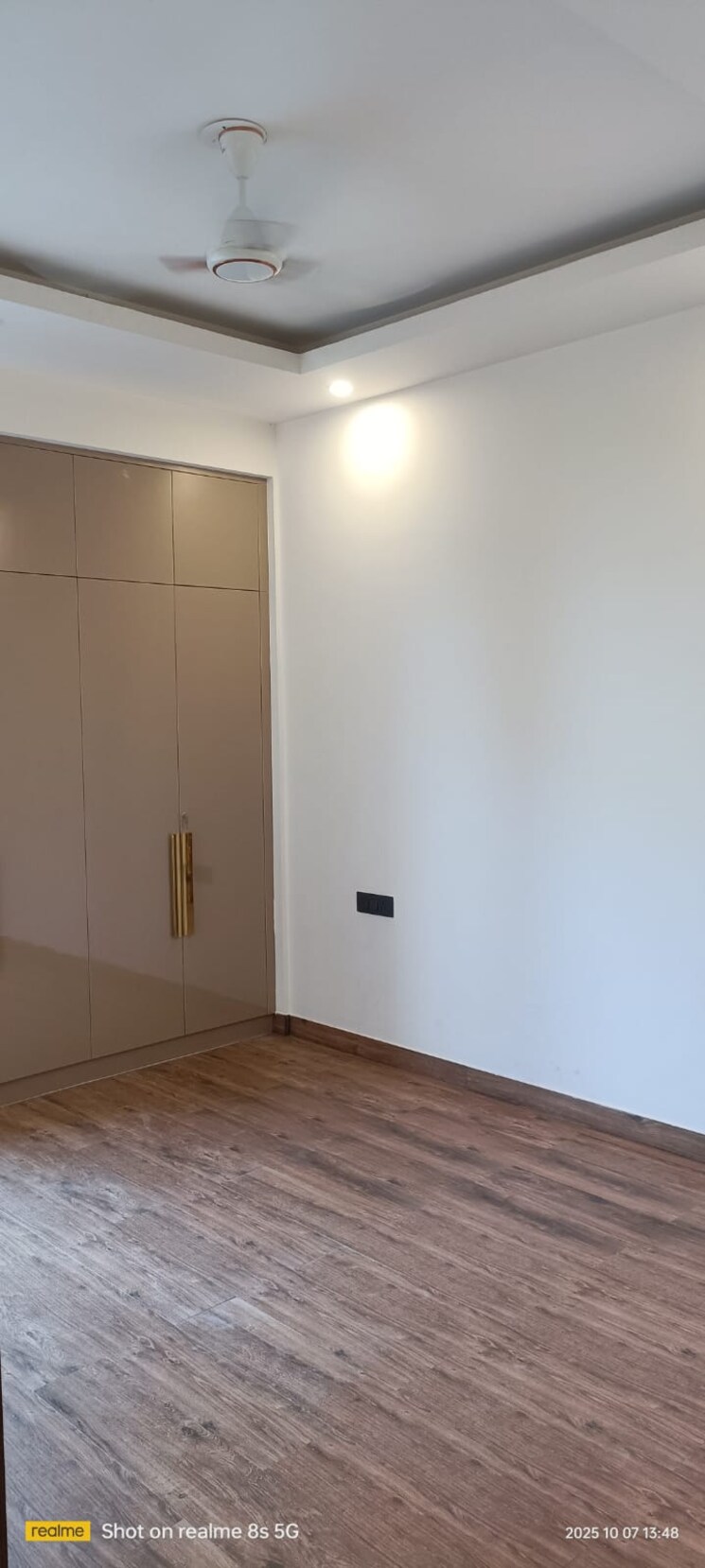 Room, raj-one-good-earth 3.5 Bedroom 1535 Sq.Ft. Builder Floor In Sector 71 Gurgaon 9494759