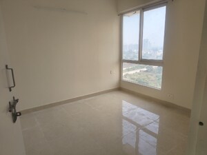 Room in 2 BHK Apartment at Signature The Millennia 3, Sector 37d – for Rent