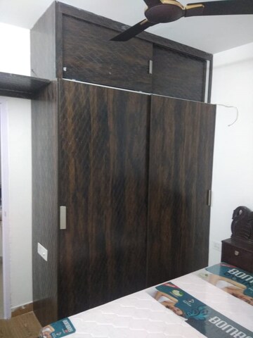 Room in 2 BHK Apartment at Tulip Lemon, Sector 69 – for Rent