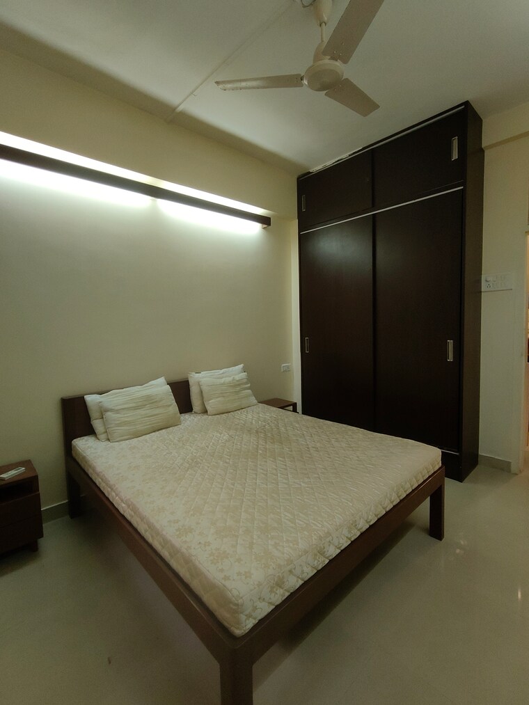 Bedroom, prabhadevi 1 Bedroom 500 Sq.Ft. Apartment In Prabhadevi Mumbai 9494984