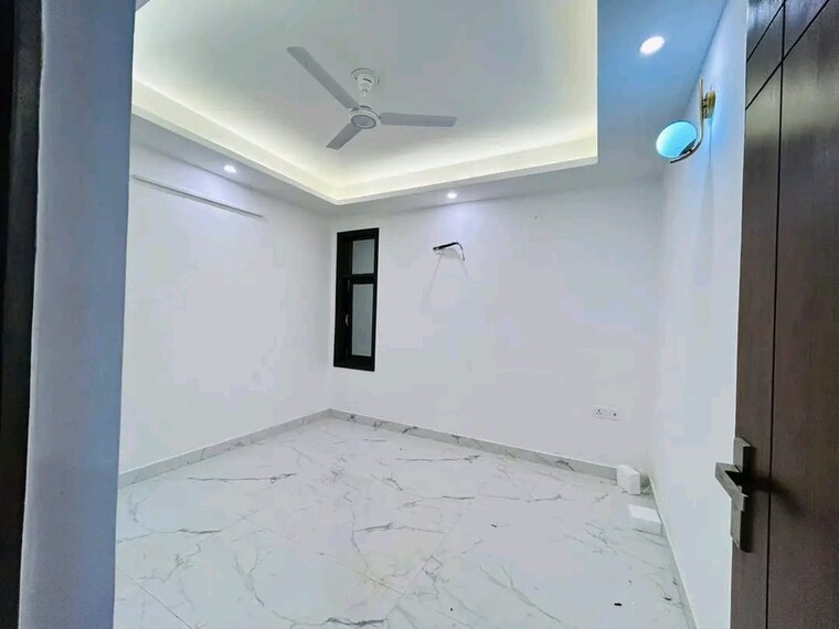 Room, saket 3 Bedroom 1250 Sq.Ft. Builder Floor In Saket Delhi 9495010