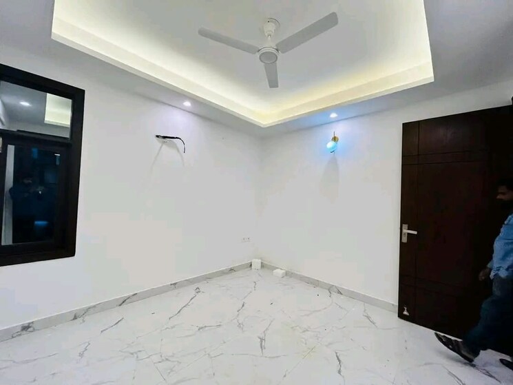 Room, saket 3 Bedroom 1250 Sq.Ft. Builder Floor In Saket Delhi 9495010