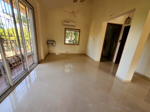 Room in 3 BHK Apartment at Swastik Regalia, Waghbil – for Rent