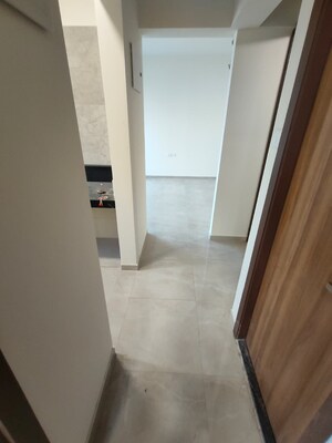 Room in 1 BHK Apartment at Sheth Irene, Malad West – for Rent