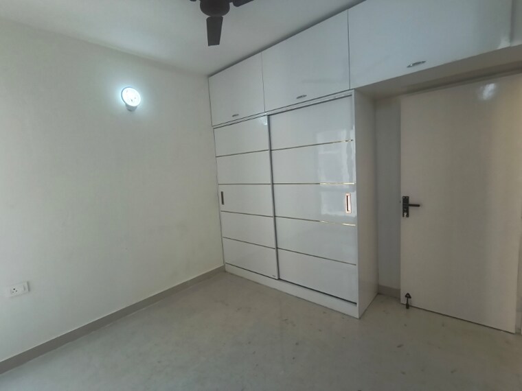 Room, signature-the-millennia-3 2 Bedroom 1000 Sq.Ft. Apartment In Sector 37d Gurgaon 9495090