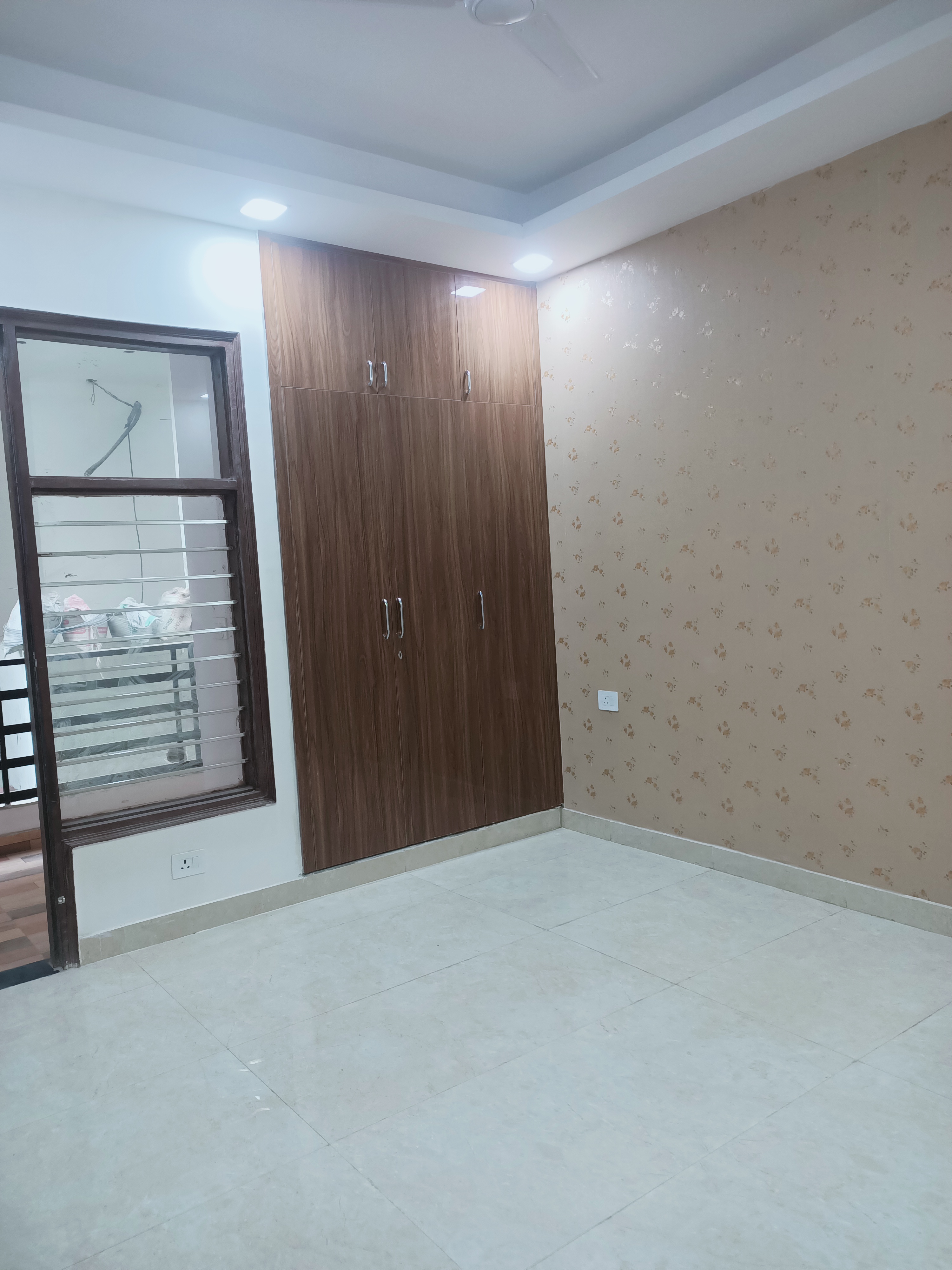 3 BHK + Pooja Room Builder Floor For Sale in Amolik Residency