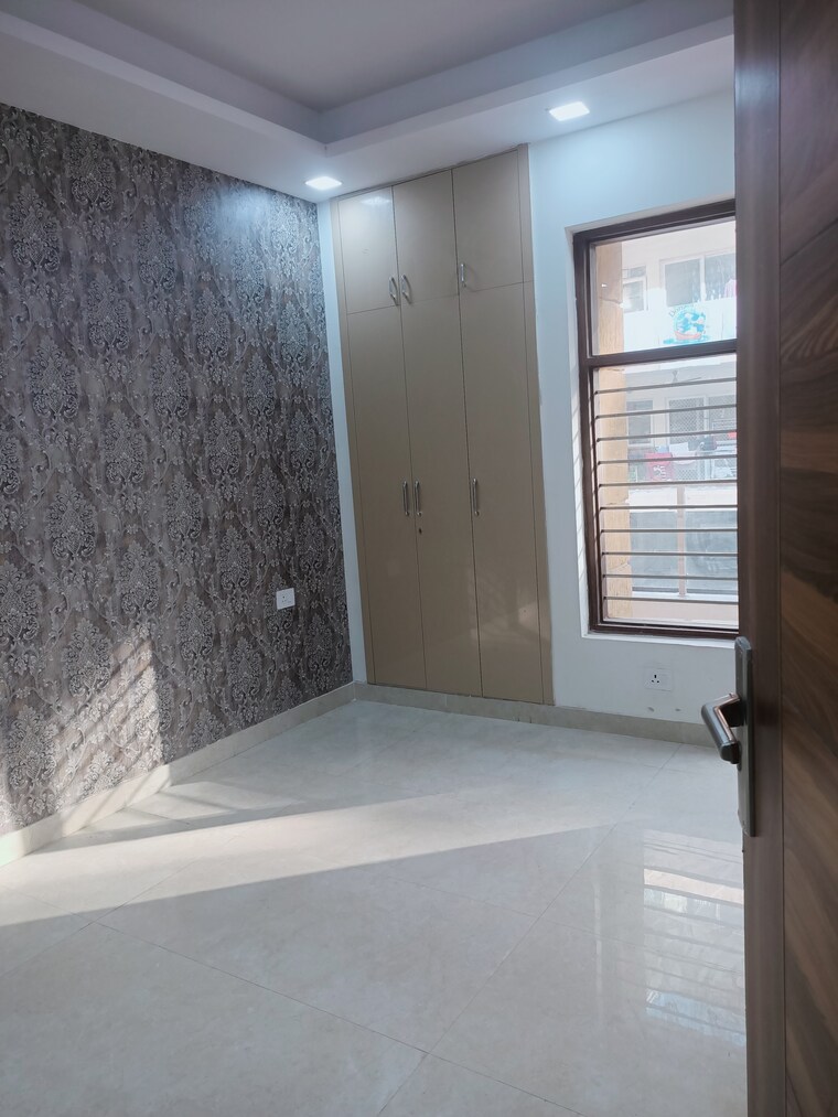 Room, amolik-residency 3 Bedroom 1770 Sq.Ft. Builder Floor In Sector 86 Faridabad 9495279