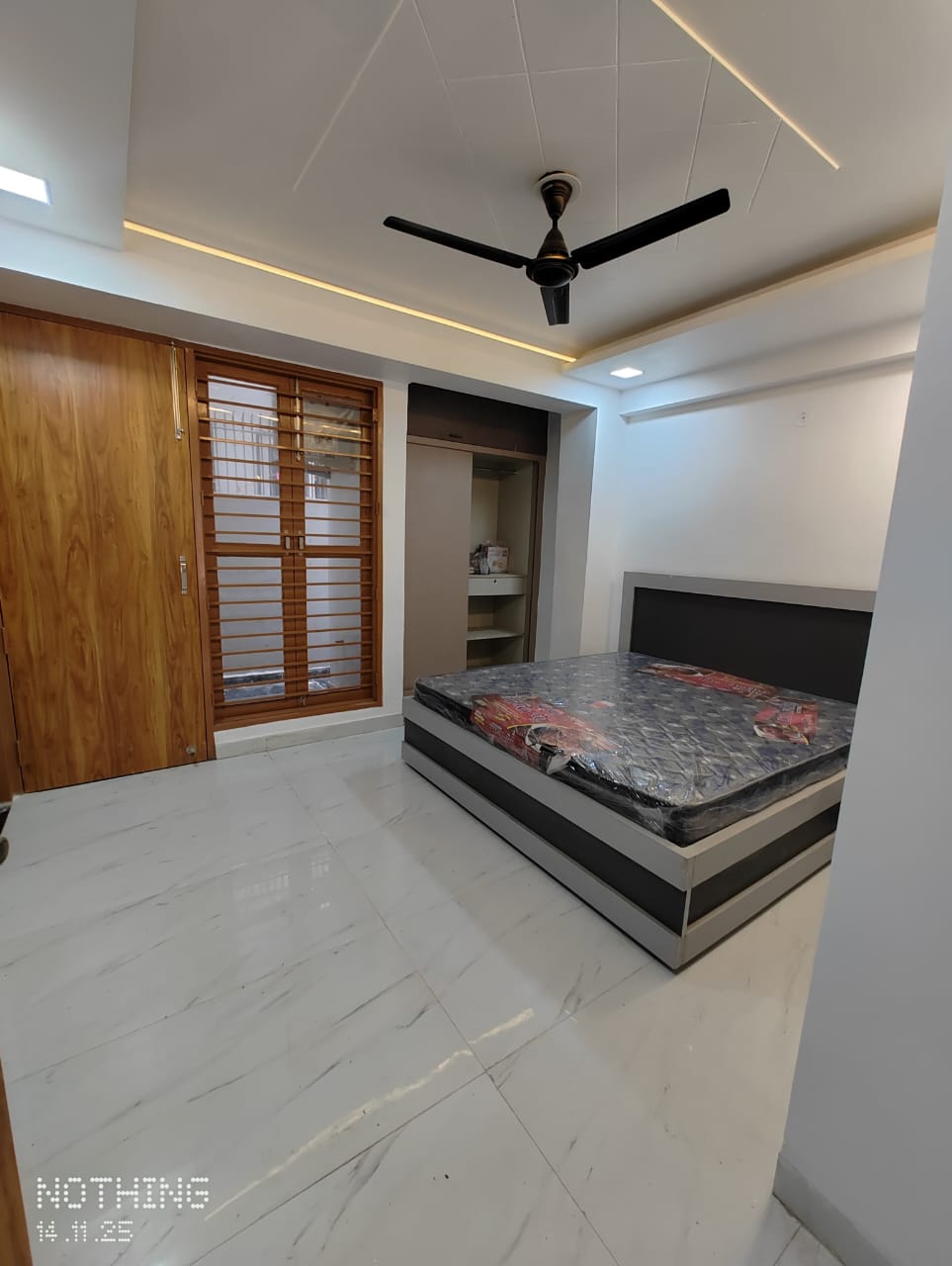2 BHK Apartment For Sale in Ajnara Homes