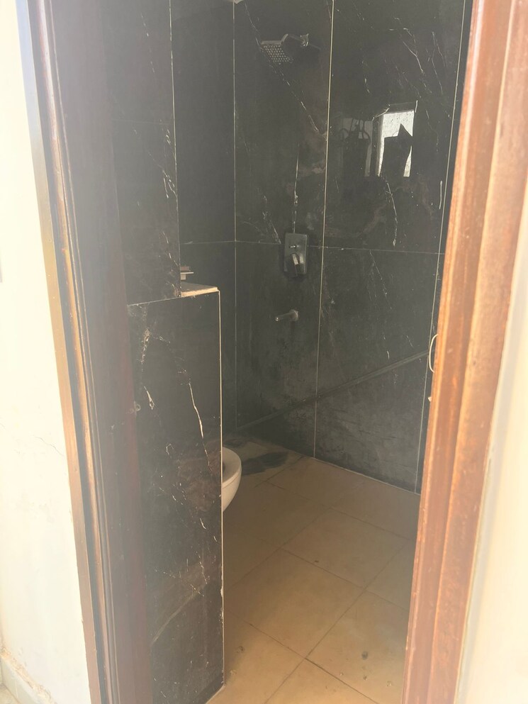 undefined, pir machalla 3 Bedroom 1200 Sq.Ft. Apartment In Pir Machalla Zirakpur 9495096