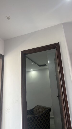 Building Lobby in 3 BHK Apartment at Pir Machalla – for Rent