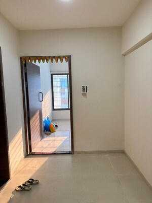 Room in 2 BHK Apartment at Menlo Homes, Hinjewadi – for Rent