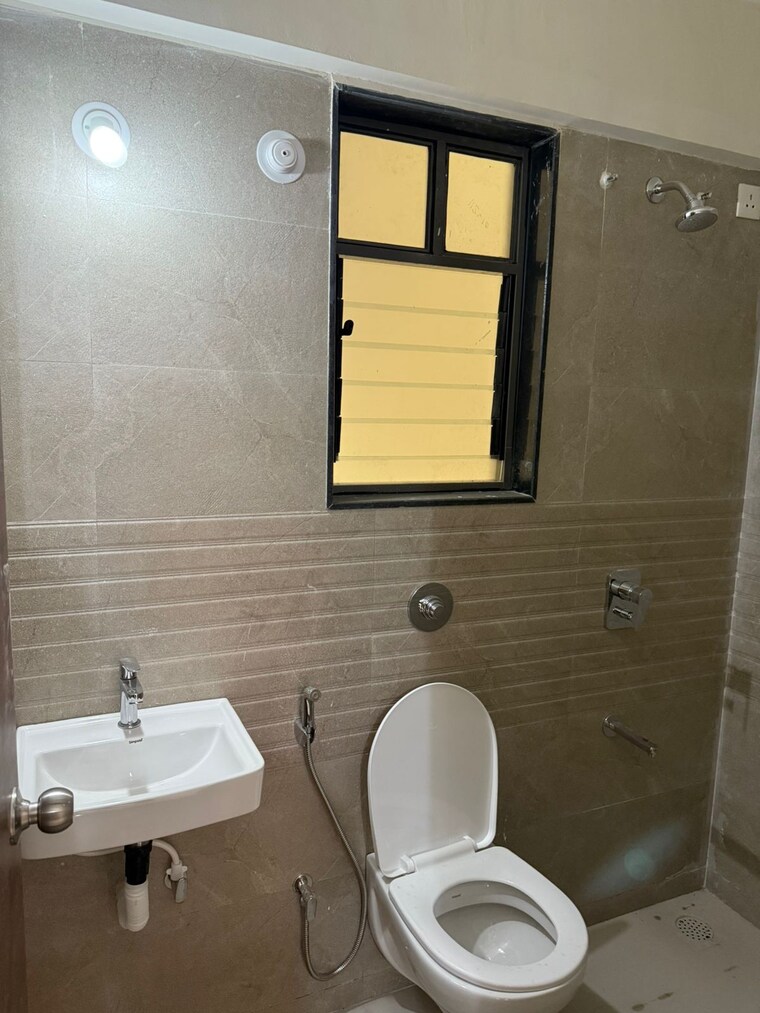Bathroom, menlo-homes 2 Bedroom 700 Sq.Ft. Apartment In Hinjewadi Pune 9495241