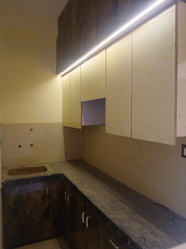 Kitchen, dlf ankur vihar 2 Bedroom 650 Sq.Ft. Builder Floor In Dlf Ankur Vihar Ghaziabad 9495180