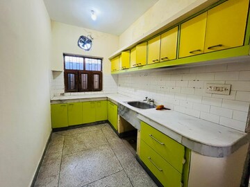 Master Bedroom in 2 BHK Independent House at Krishna Palace Faridabad, Sector 15a – for Rent