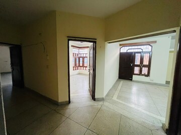 Room in 2 BHK Independent House at Krishna Palace Faridabad, Sector 15a – for Rent