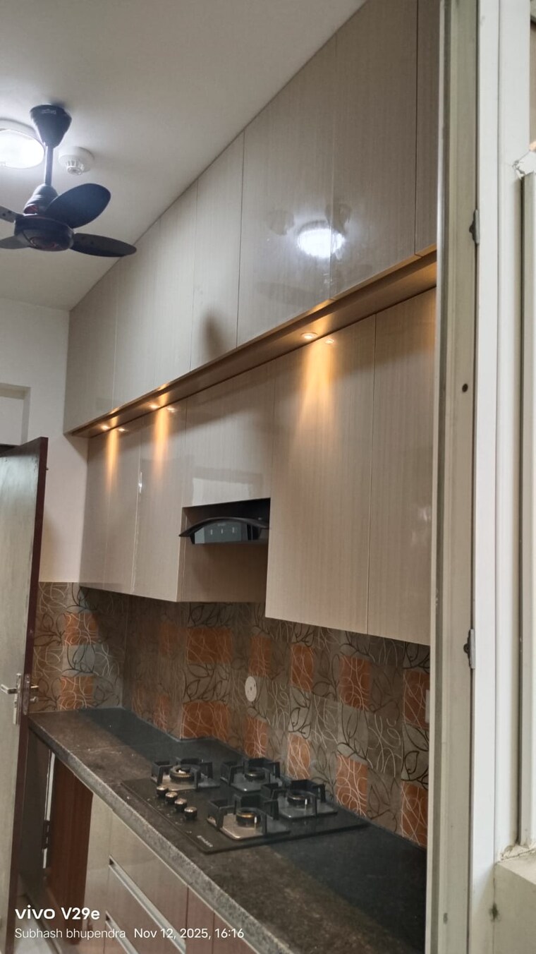 Kitchen, hero-homes-gurgaon 3 Bedroom 1689 Sq.Ft. Apartment In Sector 104 Gurgaon 9495304