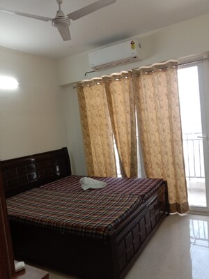 Bedroom in 2 BHK Apartment at Signature Global Prime, Sector 63a – for Rent
