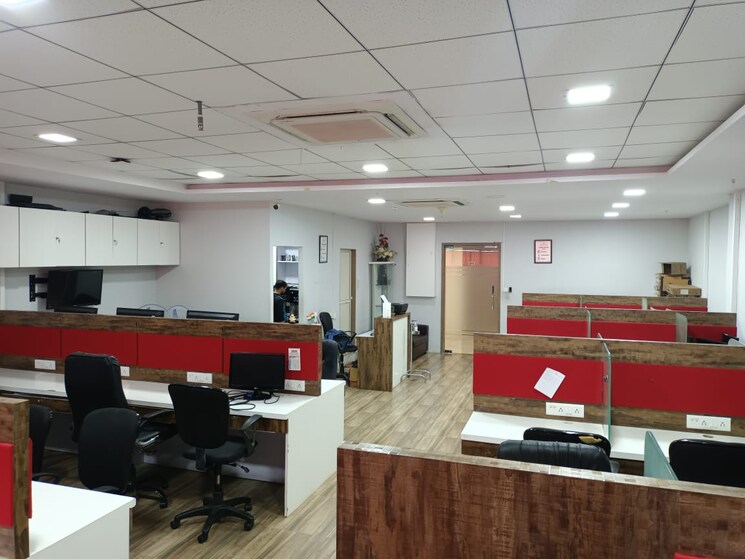 Team Area, lodha-supremus-2 Commercial Office Space 1172 Sq.Ft. In Wagle Industrial Estate Thane 9495225