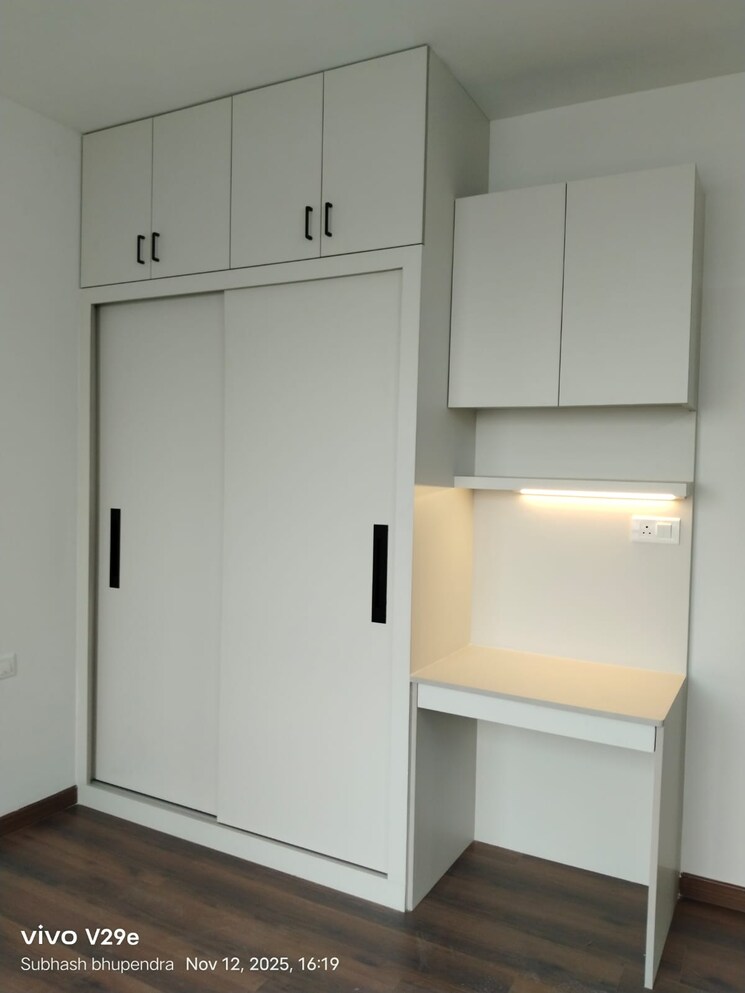 Bathroom, hero-homes-gurgaon 3 Bedroom 1689 Sq.Ft. Apartment In Sector 104 Gurgaon 9495304