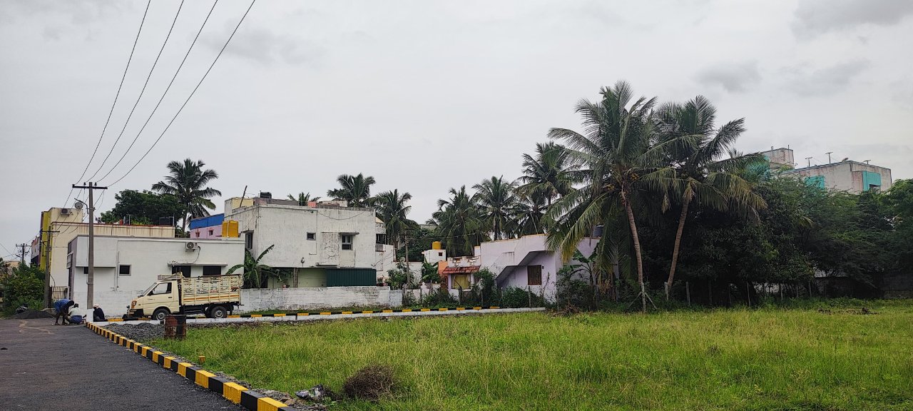 Plot For Sale in Guduvanchery
