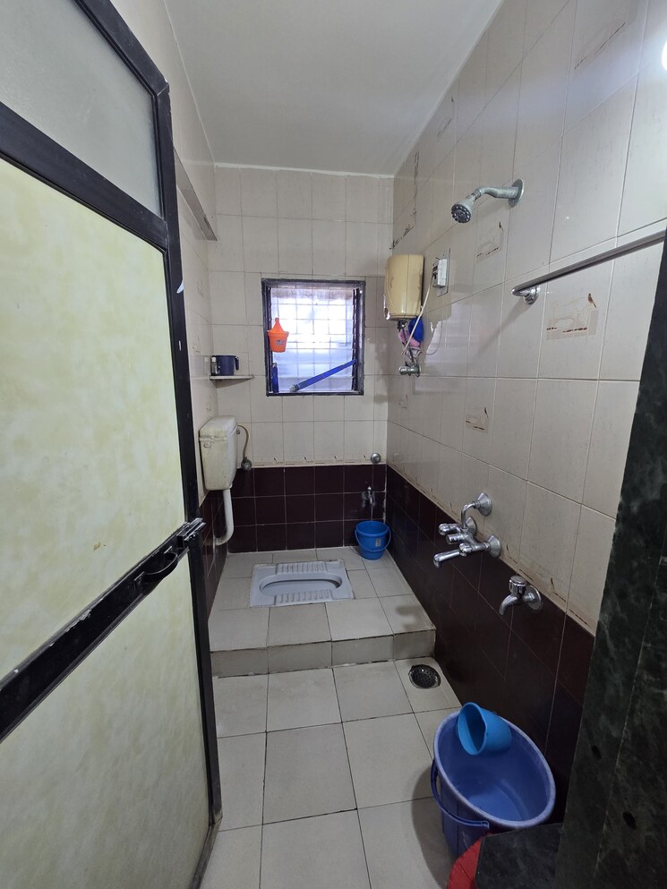 Attached Bathroom, matoshree-pearl-bhandup 1 Bedroom 430 Sq.Ft. Apartment In Bhandup West Mumbai 9495364