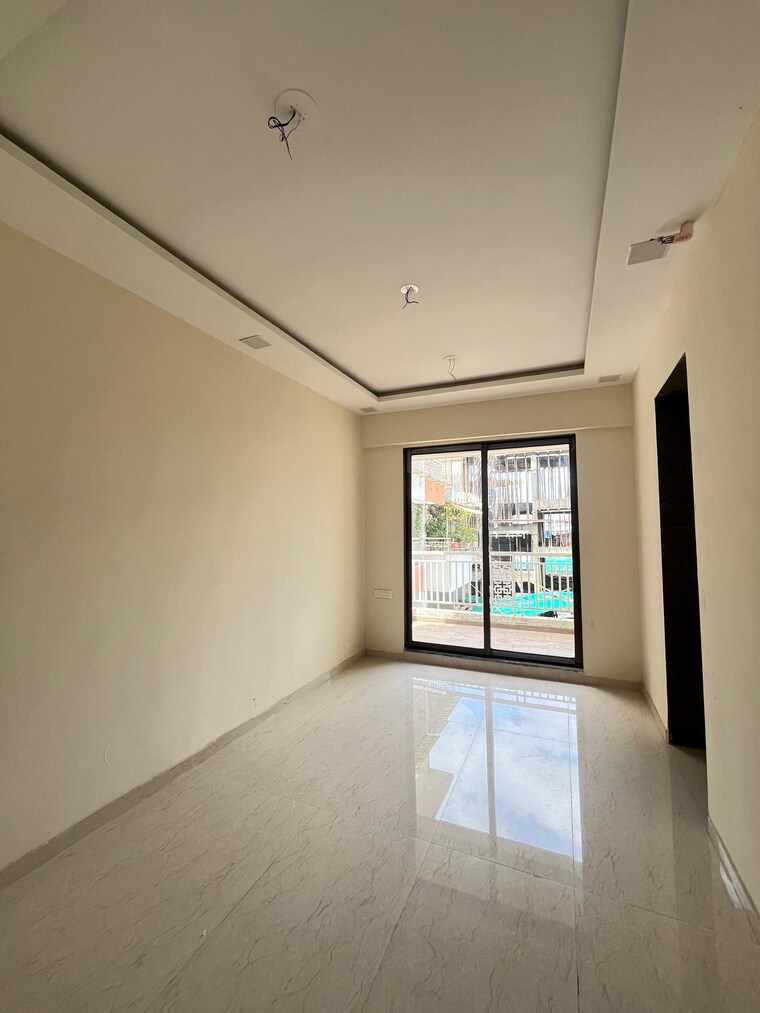 Room, ambivali 1 Bedroom 483 Sq.Ft. Apartment In Ambivali Thane 9495159
