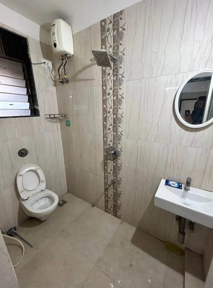 Attached Bathroom, shreeji-park-bhayandar 2 Bedroom 670 Sq.Ft. Apartment In Bhayandar East Thane 9495344