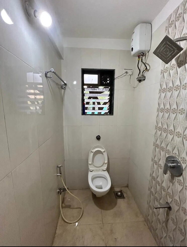 Bathroom, shreeji-park-bhayandar 2 Bedroom 670 Sq.Ft. Apartment In Bhayandar East Thane 9495344