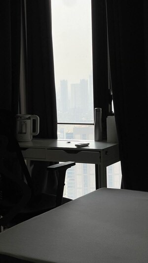 Master Bedroom in 3 BHK Apartment at Worli – for Rent