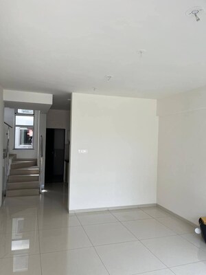 Room in 3 BHK Independent House at Gera Planet Of Joy, Kharadi – for Rent