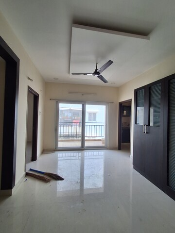 Living Room in 2 BHK Apartment at Kondapur – for Rent