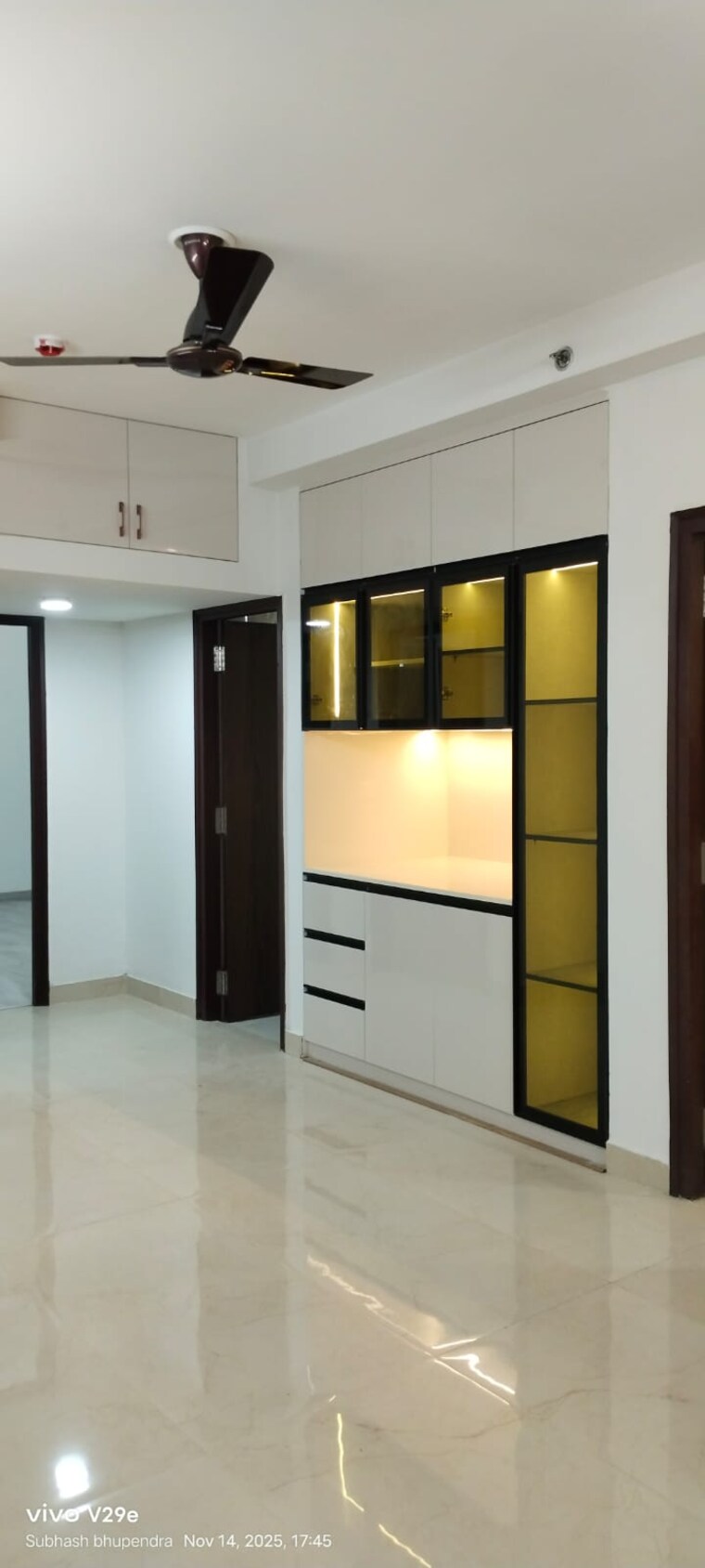 Room, sector 104 2 Bedroom 1100 Sq.Ft. Apartment In Sector 104 Gurgaon 9495400