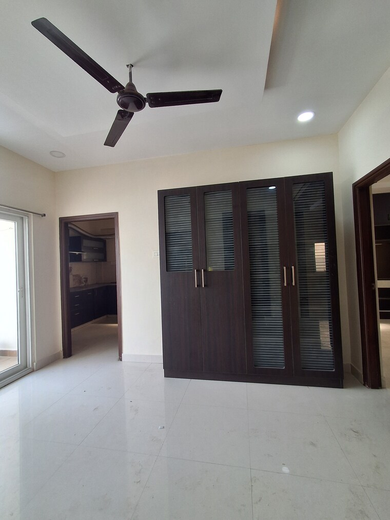 Room, kondapur 2 Bedroom 1250 Sq.Ft. Apartment In Kondapur Hyderabad 9495481