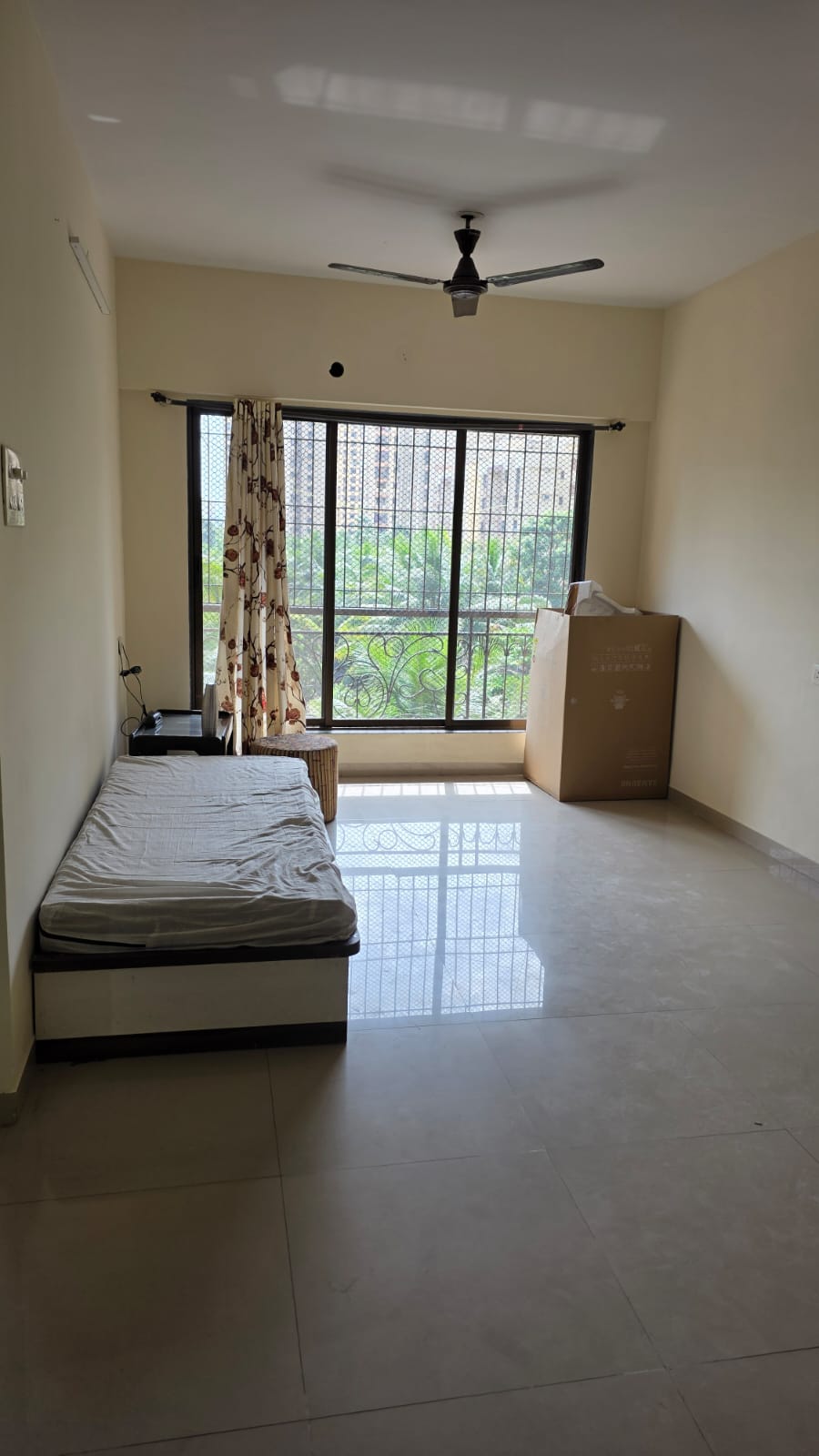 4 BHK + Pooja Room Apartment For Rent in Purushottam Plaza