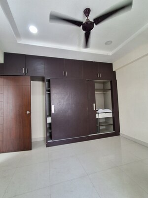 Bedroom in 2 BHK Apartment at Kondapur – for Rent