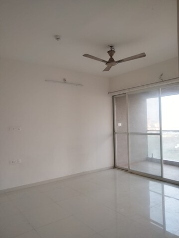 Room in 2 BHK Apartment at Mantra Monarch, Balewadi – for Rent