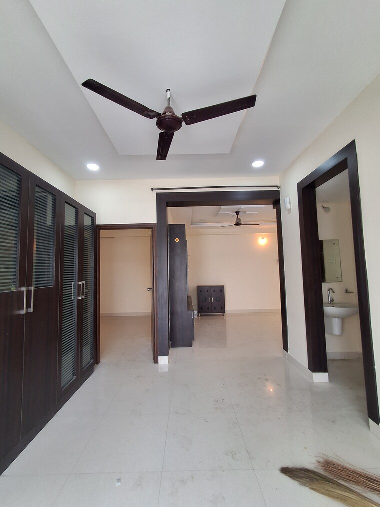 Room, kondapur 2 Bedroom 1250 Sq.Ft. Apartment In Kondapur Hyderabad 9495481