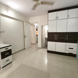 Room in 2 BHK Apartment at Prathamesh CHS, Ic Colony – for Rent