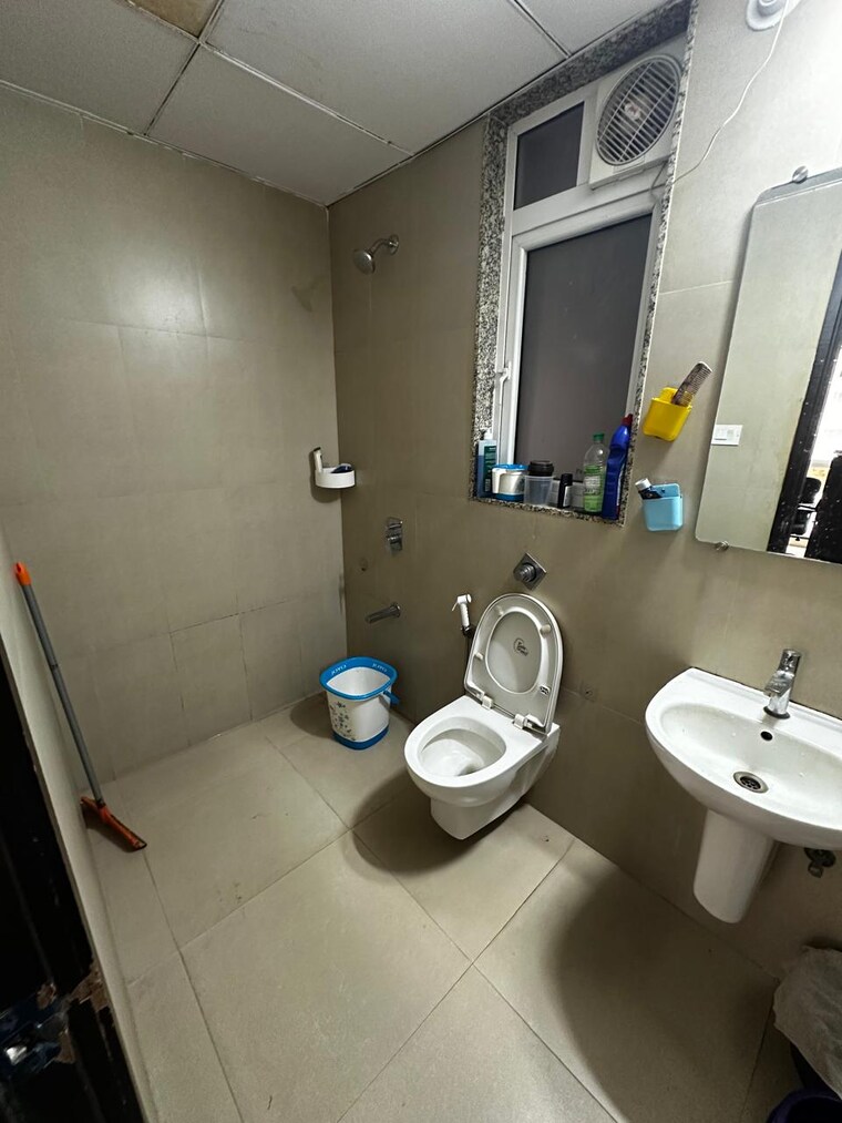Bathroom, runwal-forests 2 Bedroom 666 Sq.Ft. Apartment In Kanjurmarg West Mumbai 9495409
