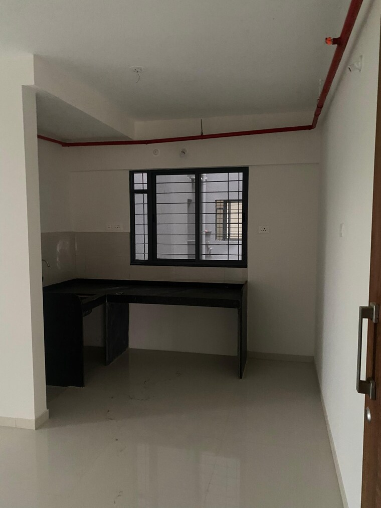 Kitchen, bhansali-whispering-winds 2 Bedroom 682 Sq.Ft. Apartment In Pashan Pune 9495405